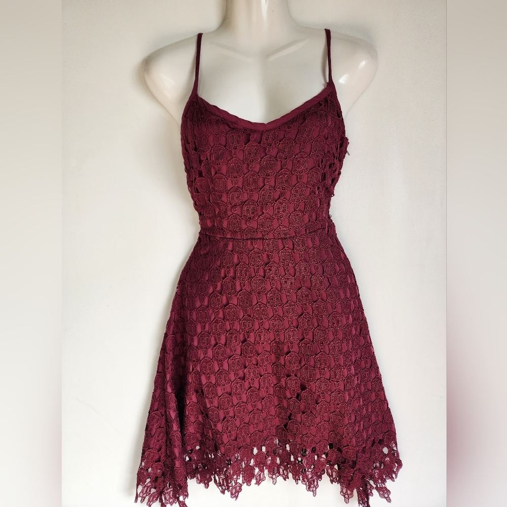 Hot Topic Skull Lace Maroon Dress - Picture 7 of 7
